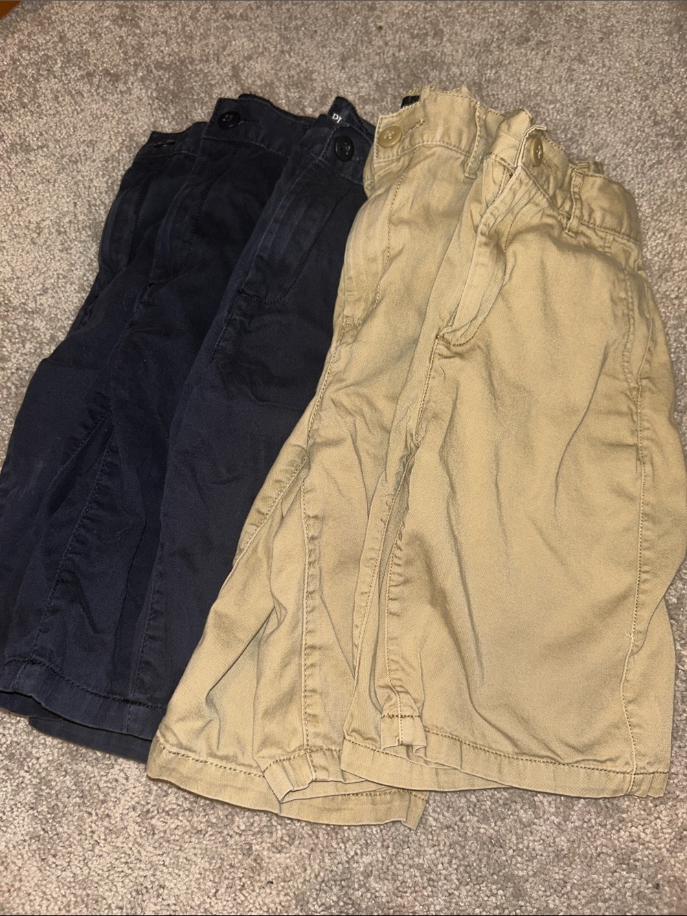 5 pairs The Children's Place uniform shorts: 2 khaki, 3 Navy